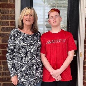 Meet your Posher, Lori